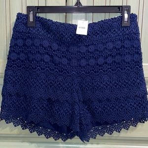 Ann Taylor Loft Navy Blue Riviera Crochet Shorts Size 0